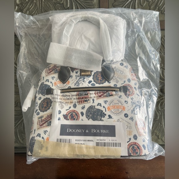 Disney Vacation Club Dooney & Bourke Purse - Picture 2 of 7